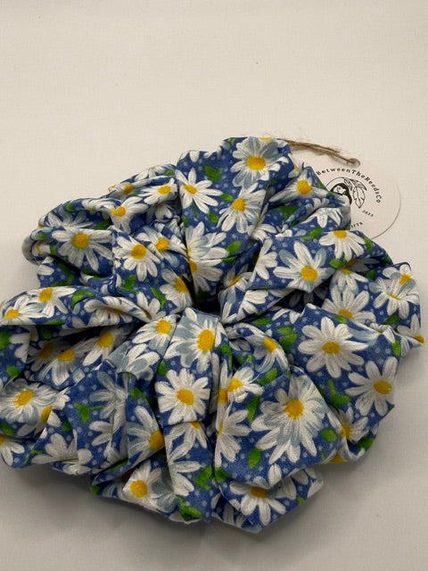 Mini Daisies Scrunchie — XL Jumbo Handmade Scrunchie
