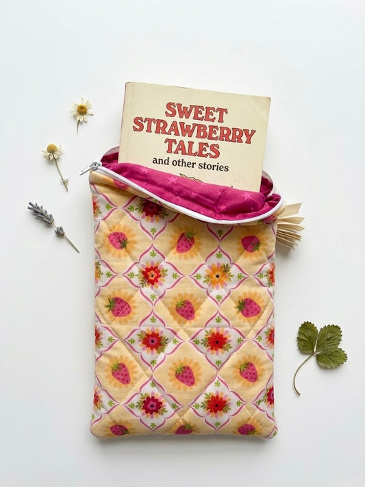 The Honey-Kissed Bloom Sleeve | Quilted Book & E-Reader Pouch